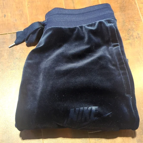 Nike velour pants - Picture 5 of 5